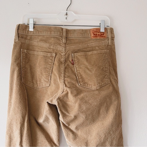Levi's Other - Levis tan brown wide wale corduroy pants size 30x30